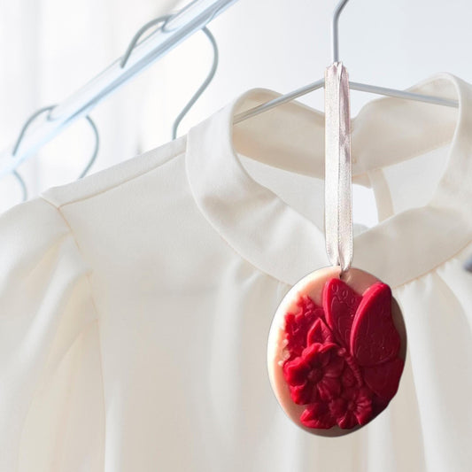 Aromatic natural soy wax sachets with butterfly print home fragrance wardrobe or cabinet freshener scented sachet for gifts (5 pcs)